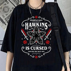 Dames-T-shirt Stranger Things Hawkins Is Cursed