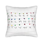 Kussenhoes Stranger Things alfabet-lichtslinger wit