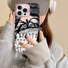 Mat iPhone-hoesje Stranger Things Mind Flayer en alfabetmuur
