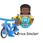 Mini-bouwfiguur Stranger Things Erica Sinclair op de fiets