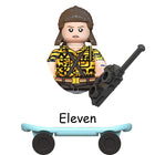 Mini-bouwfiguur Stranger Things Eleven op het skateboard